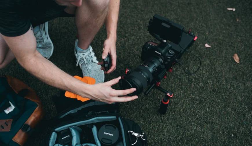 色彩心理学×动态美学，船营区产品视频拍摄公司唤醒感官冲击力